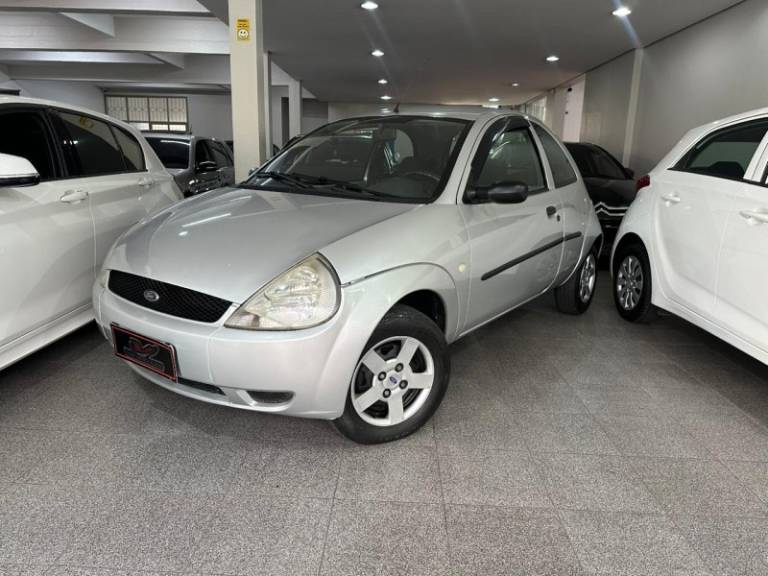 FORD - KA - 2005/2005 - Prata - R$ 15.900,00