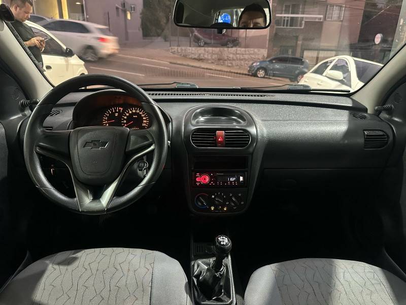 CHEVROLET - CORSA - 2007/2007 - Preta - R$ 24.900,00