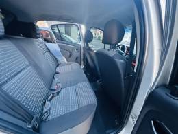 RENAULT - SANDERO - 2012/2012 - Prata - R$ 32.900,00