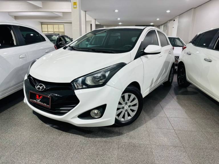 HYUNDAI - HB20 - 2014/2014 - Branca - R$ 41.900,00