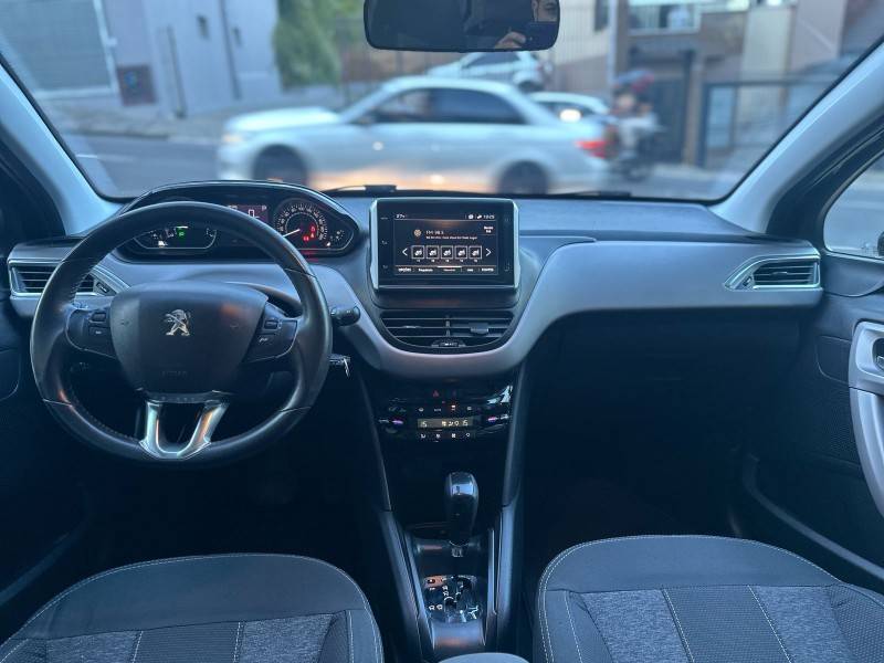PEUGEOT - 208 - 2020/2020 - Marrom - R$ 65.900,00