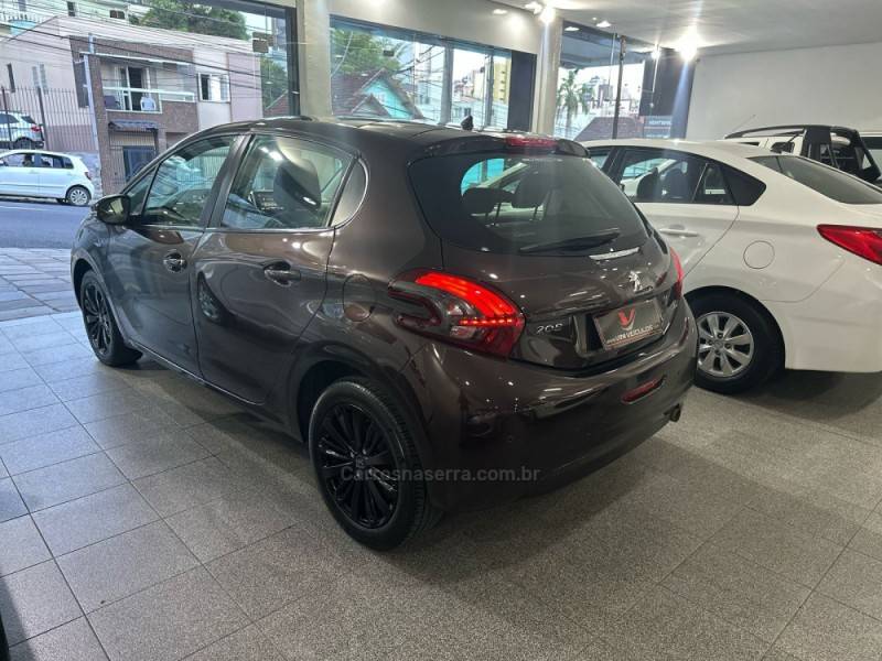 PEUGEOT - 208 - 2020/2020 - Marrom - R$ 69.900,00