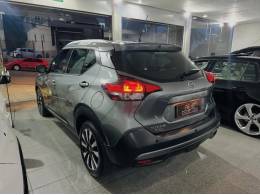 NISSAN - KICKS - 2017/2017 - Cinza - R$ 79.900,00