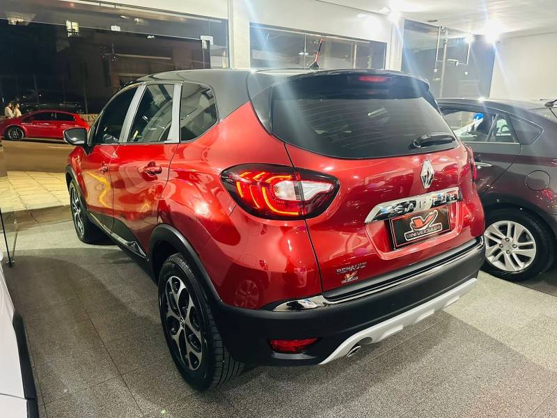 RENAULT - CAPTUR - 2019/2019 - Vermelha - R$ 76.900,00
