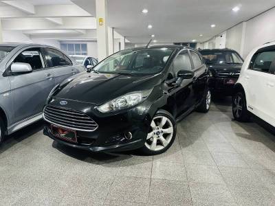 FORD - FIESTA - 2014/2014 - Preta - R$ 43.900,00
