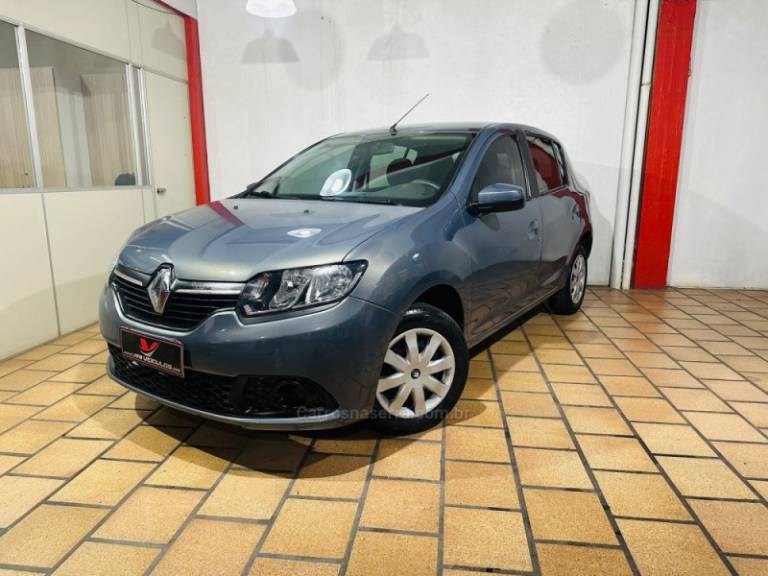 RENAULT - SANDERO - 2018/2018 - Cinza - R$ 43.900,00