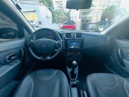 RENAULT - SANDERO - 2015/2015 - Preta - R$ 44.900,00