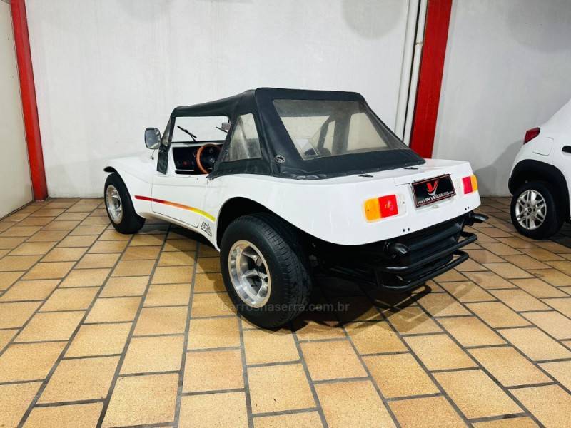 EMIS - BUGGY - 1990/1990 - Branca - R$ 54.900,00