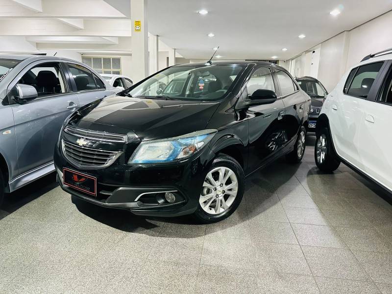 CHEVROLET - PRISMA - 2014/2014 - Preta - R$ 50.900,00