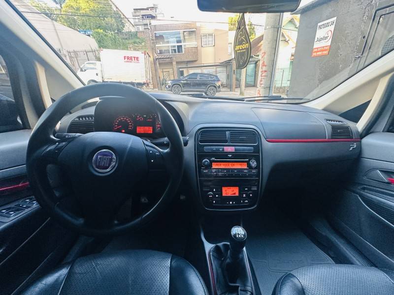 FIAT - PUNTO - 2009/2009 - Prata - R$ 39.900,00