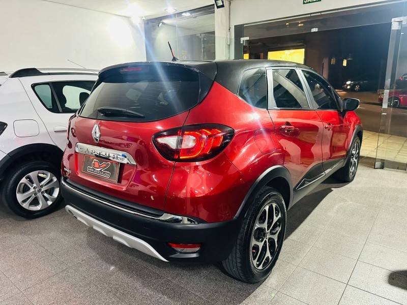 RENAULT - CAPTUR - 2019/2019 - Vermelha - R$ 76.900,00
