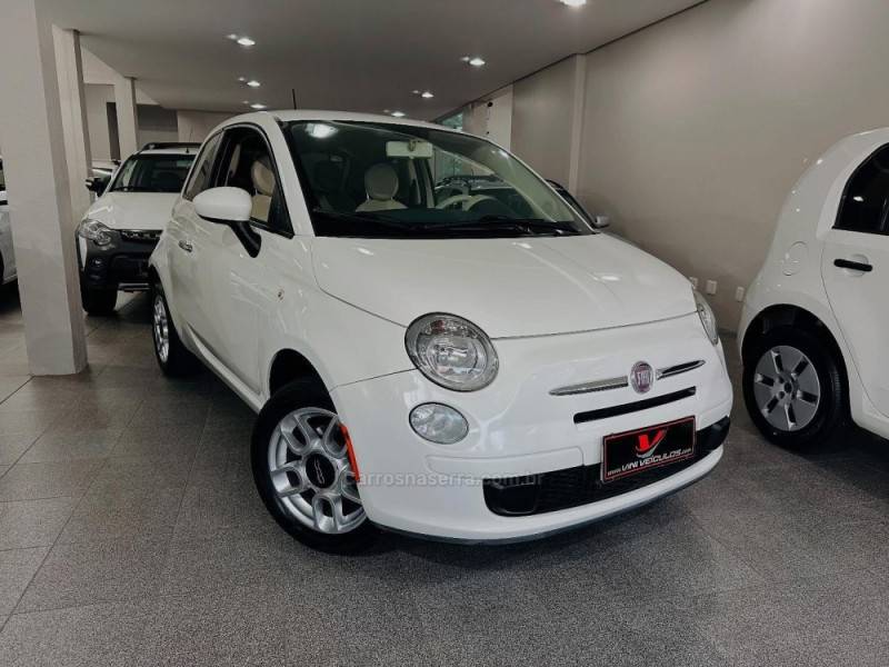 FIAT - 500 - 2012/2012 - Branca - R$ 42.900,00