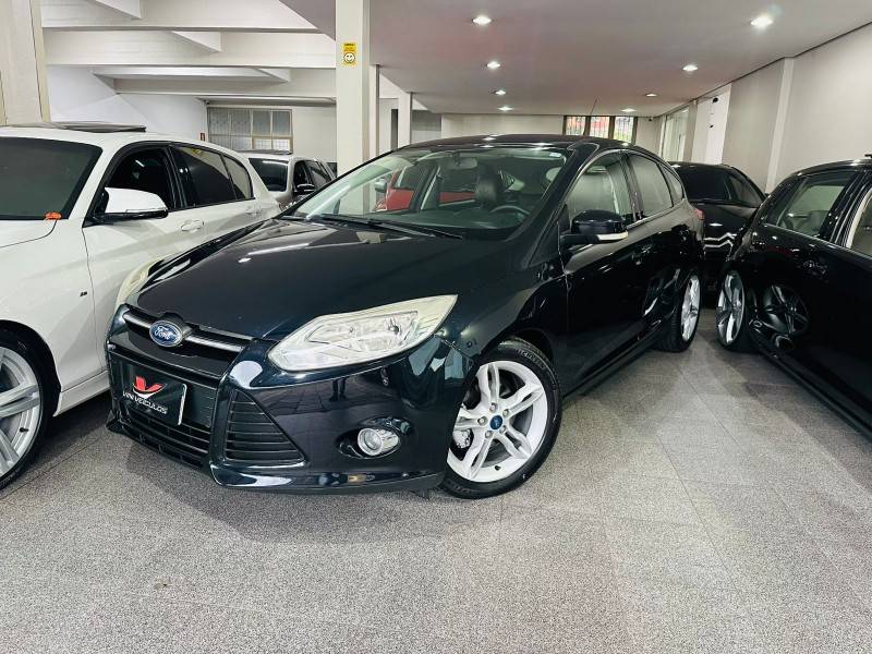 FORD - FOCUS - 2014/2014 - Azul - R$ 49.900,00