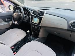 RENAULT - LOGAN - 2014/2014 - Prata - R$ 38.900,00