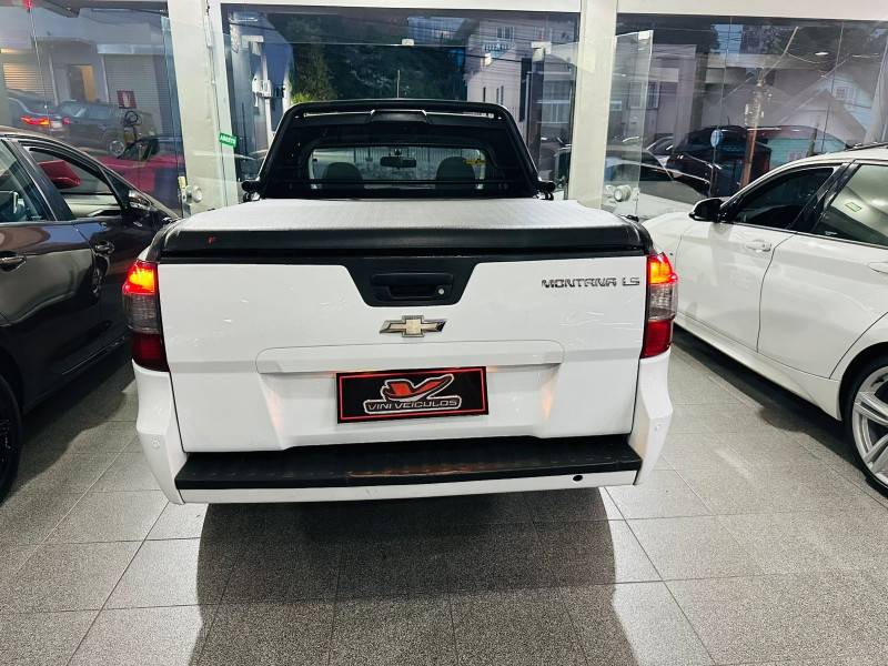 CHEVROLET - MONTANA - 2014/2014 - Branca - R$ 38.900,00