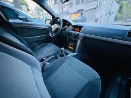 CHEVROLET - VECTRA - 2008/2008 - Preta - R$ 34.900,00