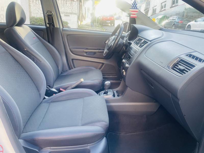 VOLKSWAGEN - CROSSFOX - 2013/2013 - Branca - R$ 43.900,00
