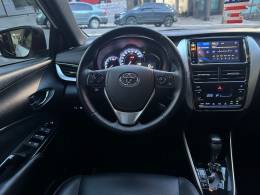 TOYOTA - YARIS - 2019/2019 - Prata - R$ 84.900,00