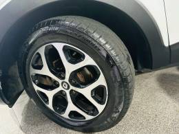 RENAULT - CAPTUR - 2018/2018 - Branca - R$ 74.900,00