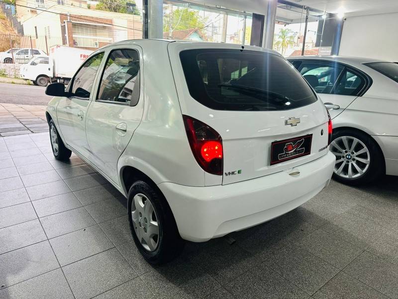 CHEVROLET - CELTA - 2015/2014 - Branca - R$ 34.900,00