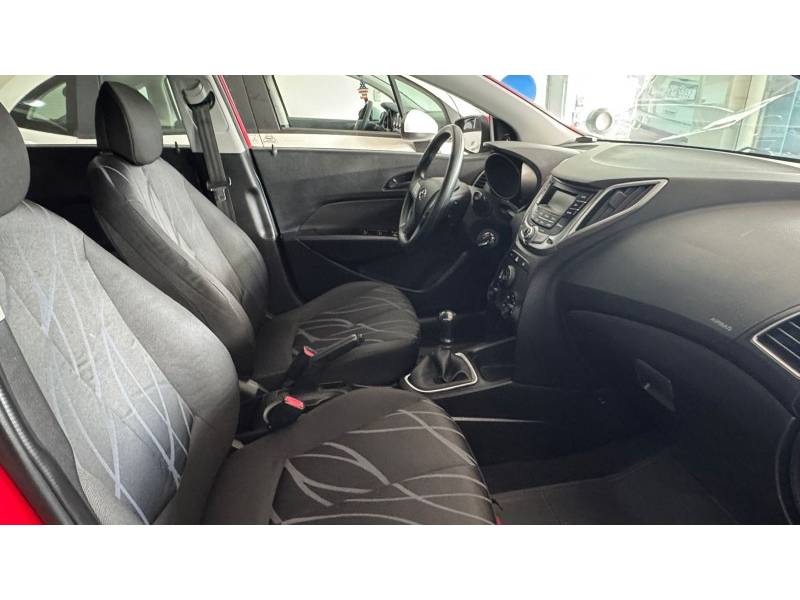 HYUNDAI - HB20 - 2013/2013 - Vermelha - R$ 41.900,00
