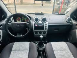 FORD - FIESTA - 2009/2009 - Dourada - R$ 30.900,00