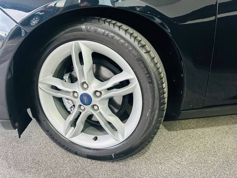 FORD - FOCUS - 2014/2014 - Azul - R$ 49.900,00