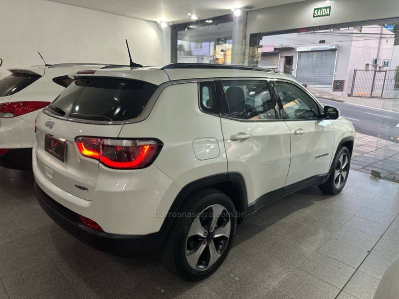 JEEP - COMPASS - 2018/2018 - Branca - R$ 95.900,00