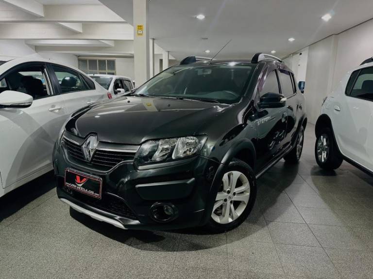 RENAULT - SANDERO - 2015/2015 - Preta - R$ 44.900,00