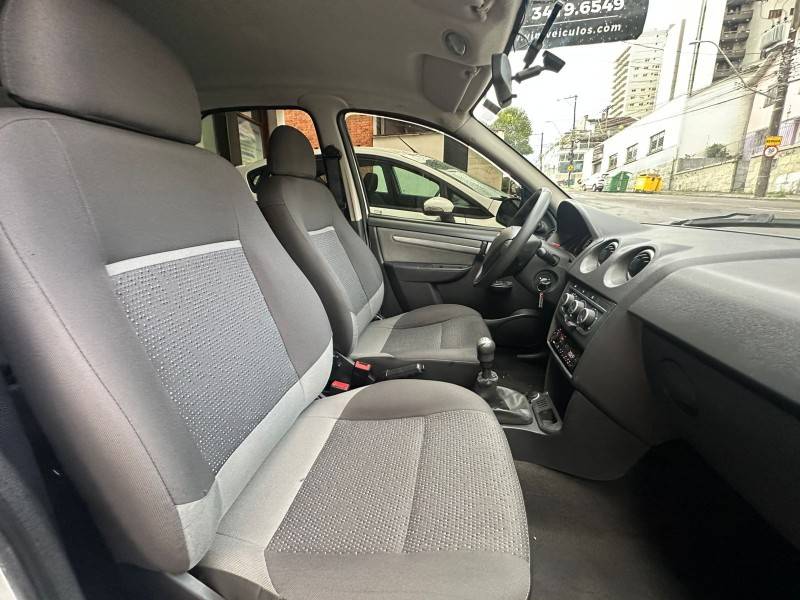 CHEVROLET - CELTA - 2015/2014 - Branca - R$ 34.900,00