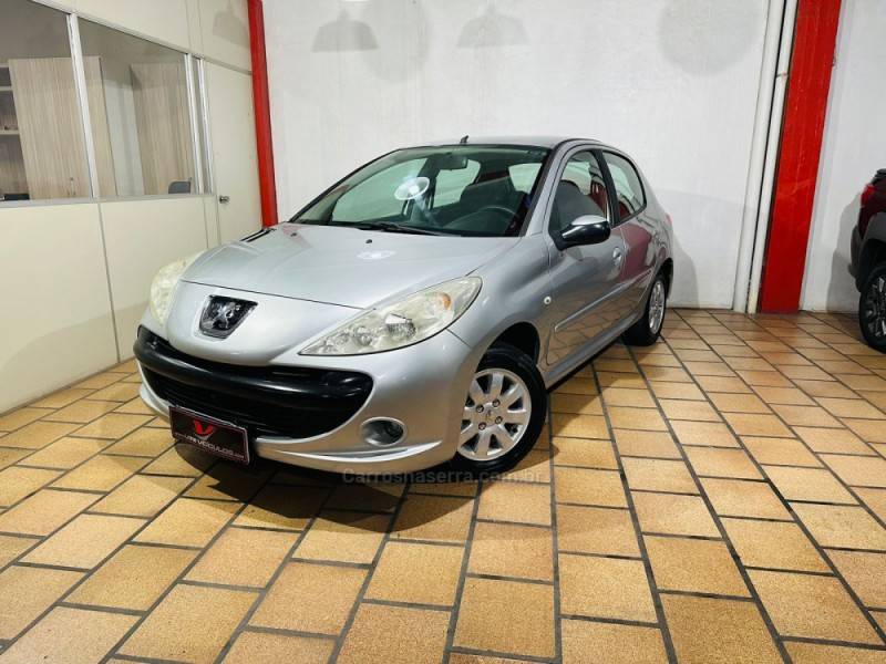 PEUGEOT - 207 - 2009/2009 - Prata - R$ 22.900,00