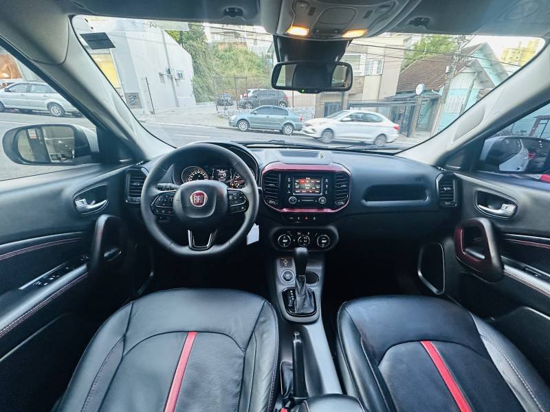 FIAT - TORO - 2018/2018 - Branca - R$ 87.900,00