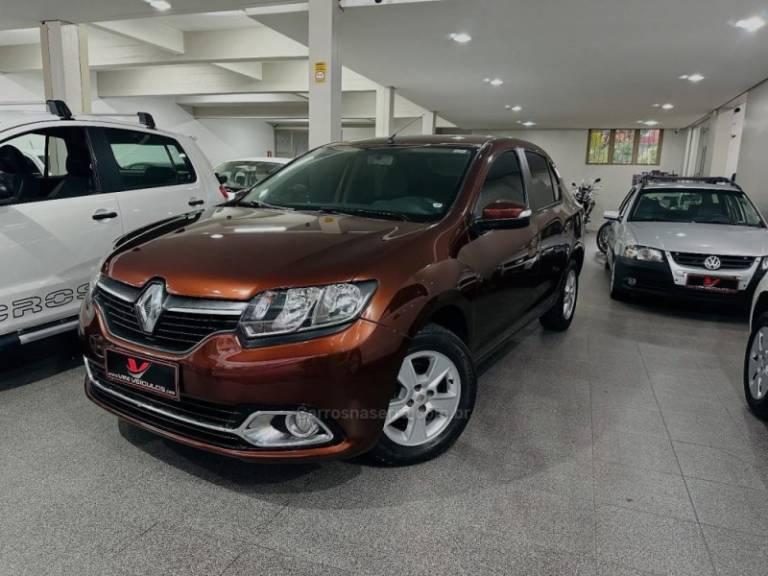 RENAULT - LOGAN - 2014/2014 - Marrom - R$ 39.900,00