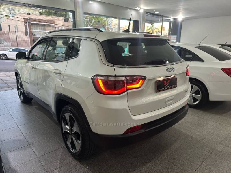 JEEP - COMPASS - 2018/2018 - Branca - R$ 95.900,00