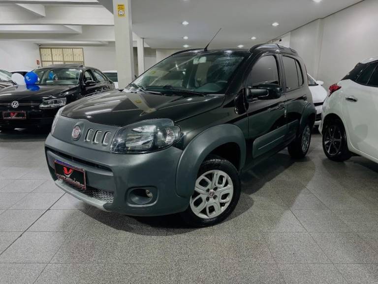 FIAT - UNO - 2012/2012 - Preta - R$ 34.900,00