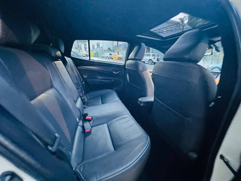 TOYOTA - YARIS - 2019/2019 - Prata - R$ 84.900,00