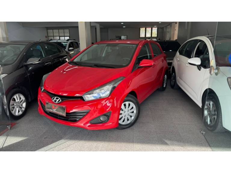 HYUNDAI - HB20 - 2013/2013 - Vermelha - R$ 41.900,00