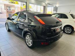 FORD - FOCUS - 2011/2011 - Preta - R$ 48.900,00