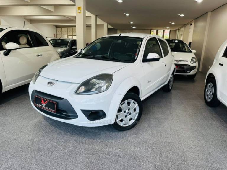 FORD - KA - 2013/2013 - Branca - R$ 28.900,00