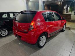 RENAULT - SANDERO - 2011/2011 - Vermelha - R$ 33.900,00
