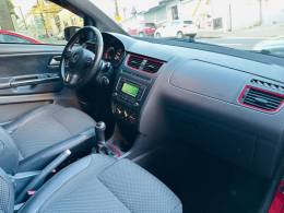 VOLKSWAGEN - FOX - 2014/2014 - Vermelha - R$ 46.900,00