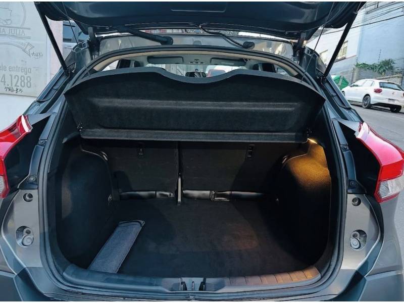 NISSAN - KICKS - 2017/2017 - Cinza - R$ 79.900,00
