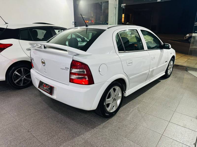 CHEVROLET - ASTRA - 2008/2008 - Branca - R$ 31.900,00