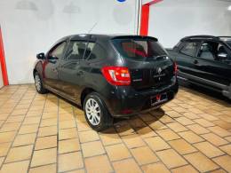 RENAULT - SANDERO - 2019/2019 - Preta - R$ 49.900,00