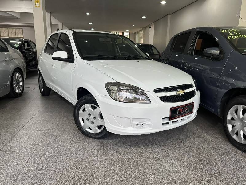 CHEVROLET - CELTA - 2015/2014 - Branca - R$ 34.900,00