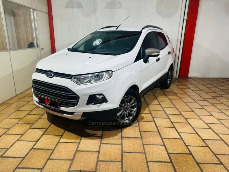 FORD - ECOSPORT - 2014/2014 - Branca - R$ 56.900,00