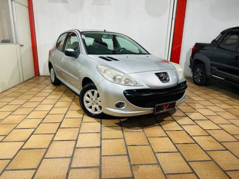 PEUGEOT - 207 - 2009/2009 - Prata - R$ 22.900,00