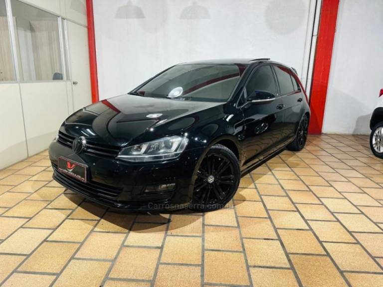 VOLKSWAGEN - GOLF - 2014/2014 - Preta - R$ 83.900,00