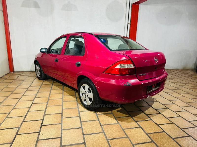 CHEVROLET - PRISMA - 2009/2009 - Vermelha - R$ 17.900,00