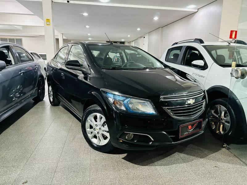 CHEVROLET - PRISMA - 2014/2014 - Preta - R$ 50.900,00